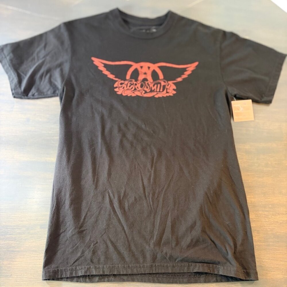 Aerosmith Vintage-Style Graphic T-Shirt – Men’s Small